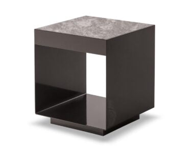 Elliott Outdoor уличный столик, Minotti