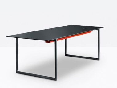 Toa Desk Toa240x90 C офисный стол, Pedrali