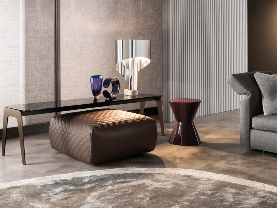 Ashley пуф Minotti