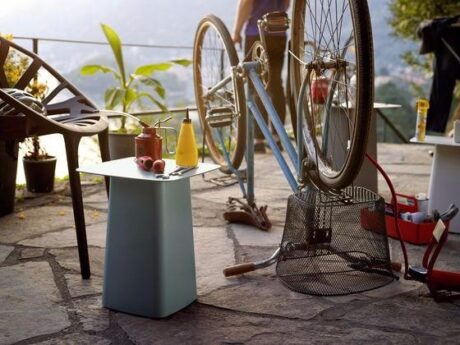 Metal Side Outdoor