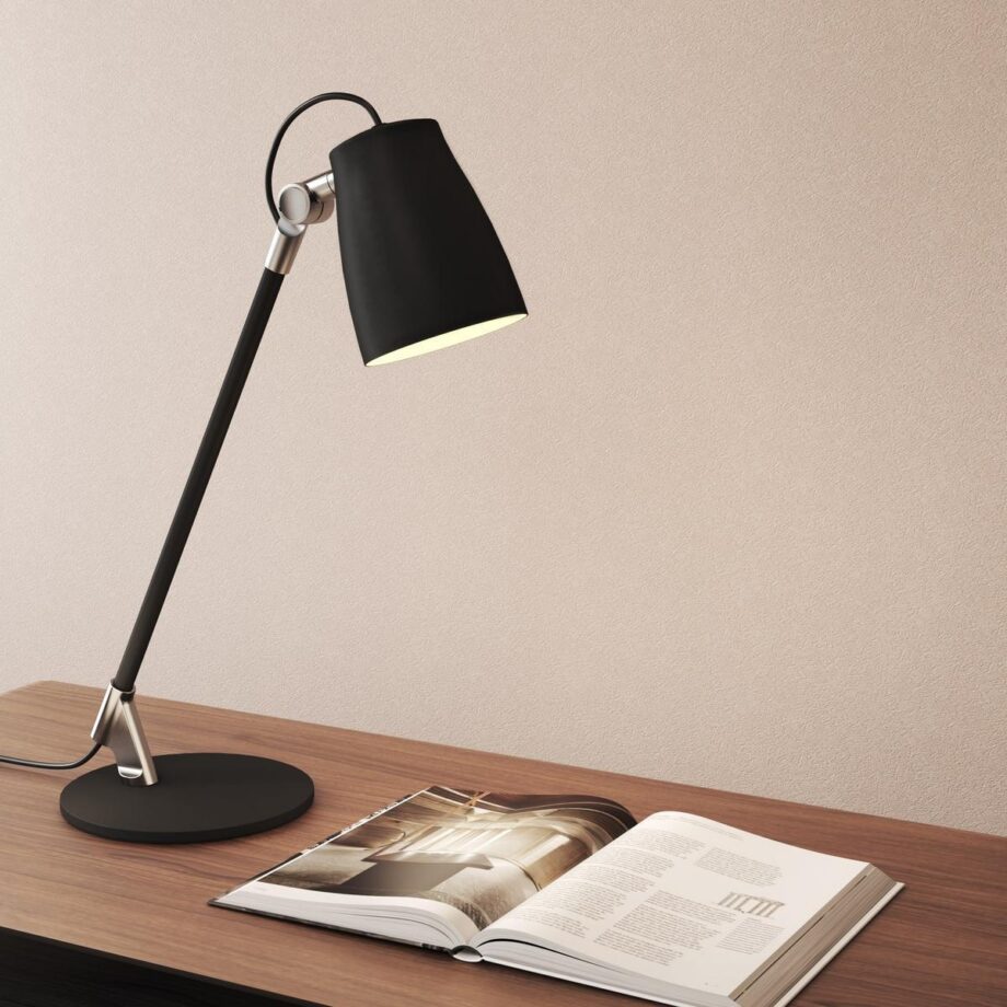 Atelier Desk настольная лампа Astro Lighting