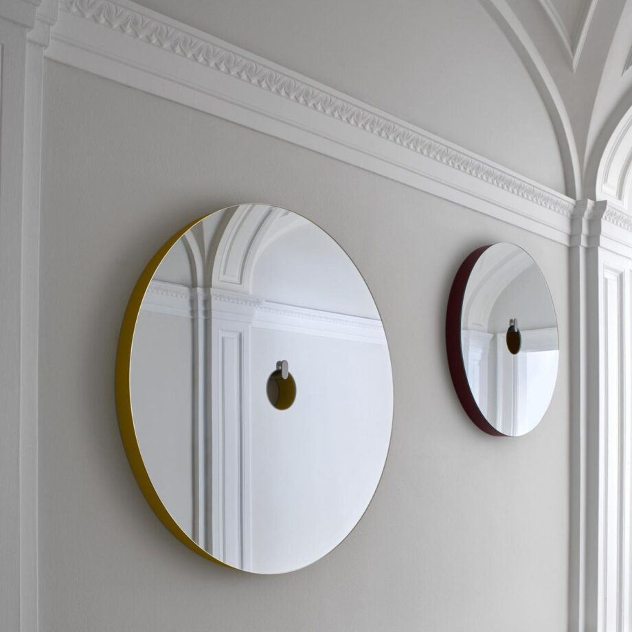 Ura зеркало Ligne Roset