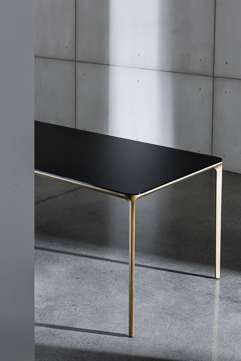 Slim Rectangular стол Sovet