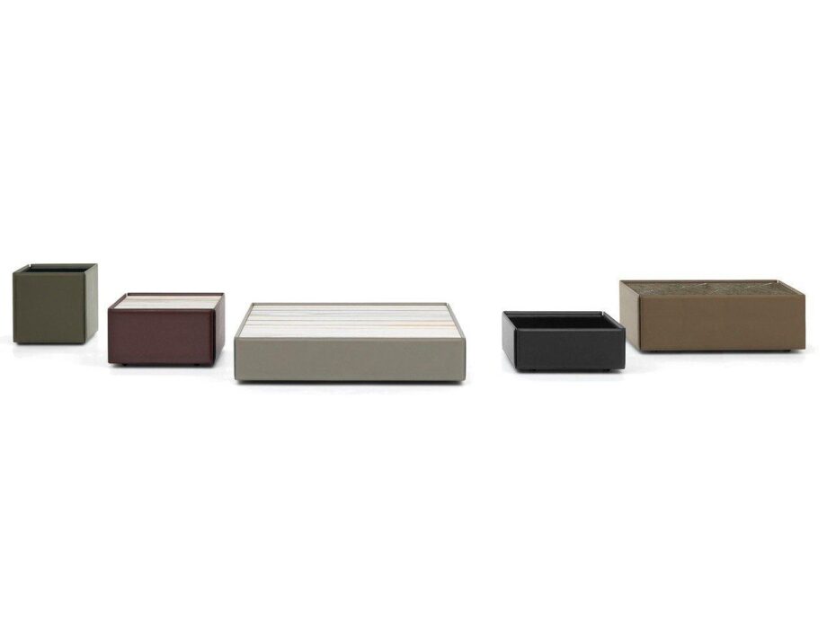 Side журнальный стол Minotti