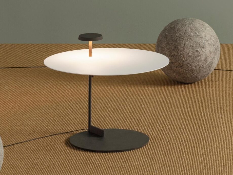 Flat 5950 торшер Vibia