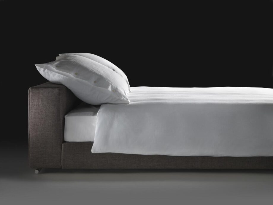 Groundpiece Slim кровать Flexform