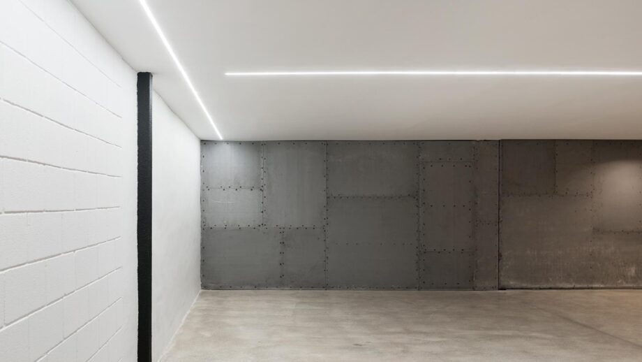 Fifty Ho Trimless Custom световой профиль Arkoslight
