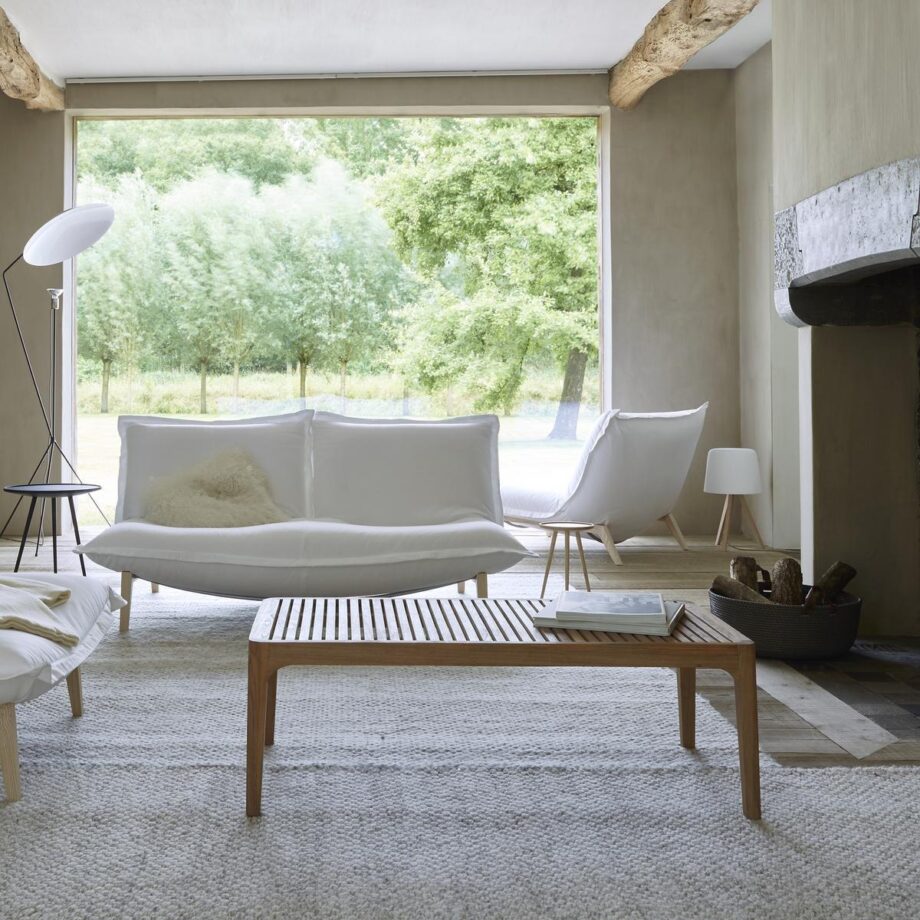 Elizabeth уличный столик Ligne Roset