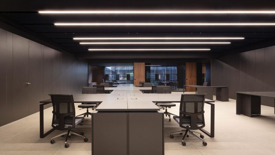 Fifty Surface Custom потолочный светильник Arkoslight