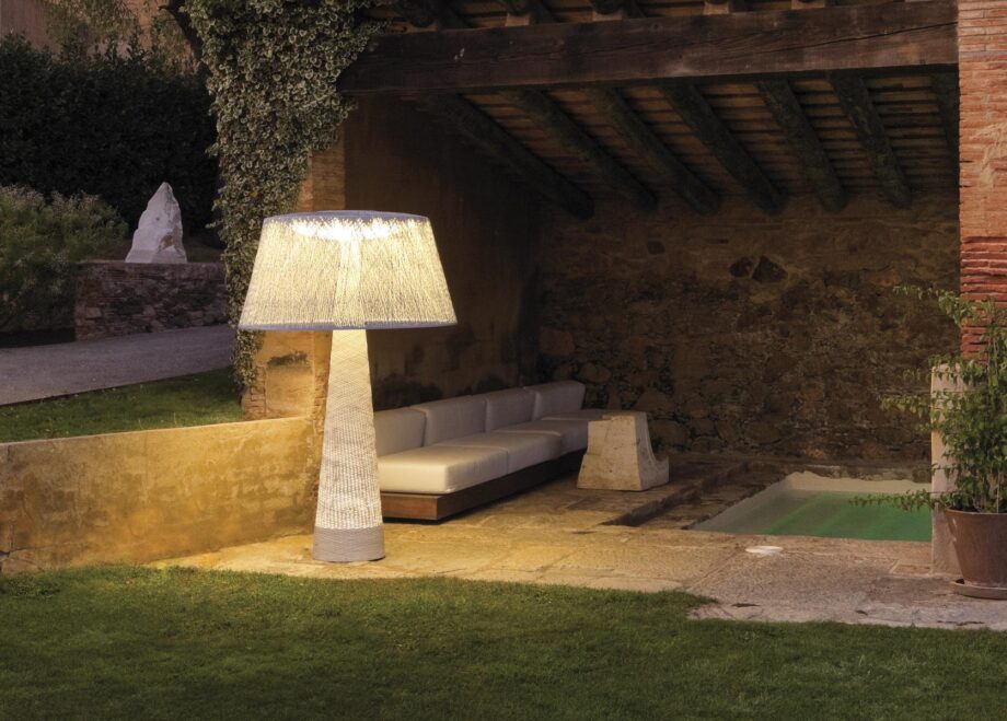 Wind 4062 4067 уличный торшер Vibia