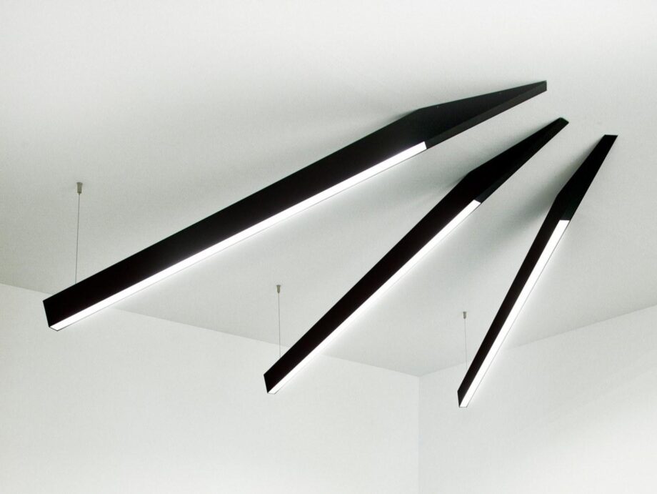 Angle Beam потолочный светильник Dark
