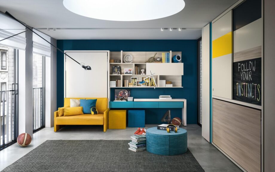 Girò стол Clei