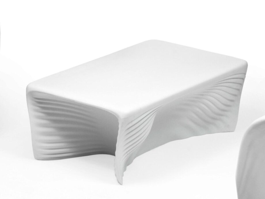 Biophilia уличный столик Vondom