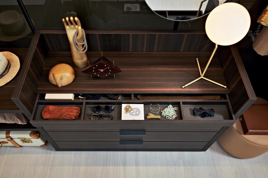 Gliss Master Island комод для спальни Molteni