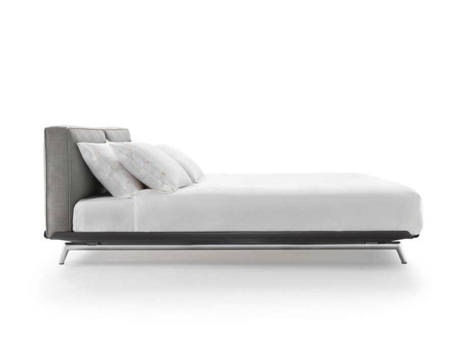 Este кровать Flexform