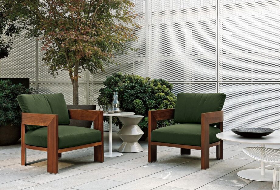 Warhol Iroko Outdoor уличное кресло Minotti