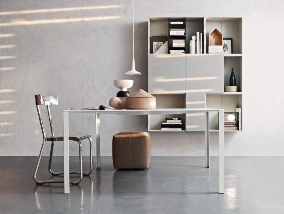 Less Less стол Molteni