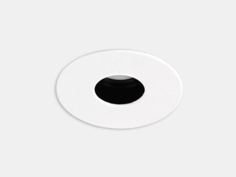 Play Pinhole Ag61