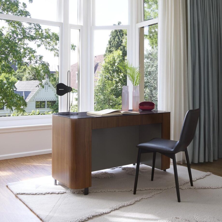 Postmoderne письменный стол Ligne Roset