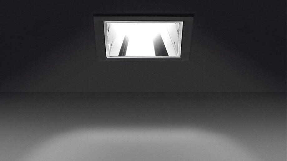 Everything спот Artemide