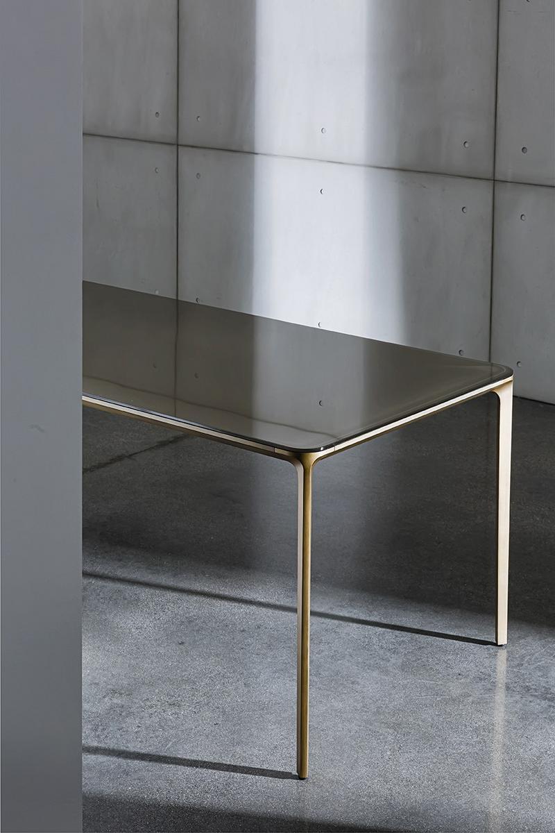 Slim Rectangular стол Sovet