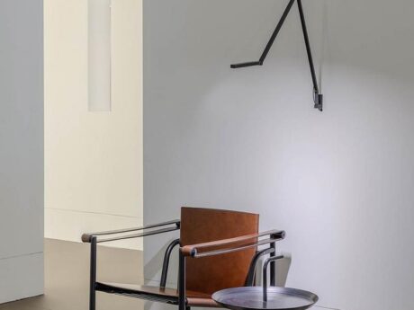 Untitled Tablewall Linear