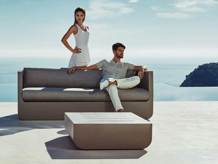 Ulm уличный столик Vondom