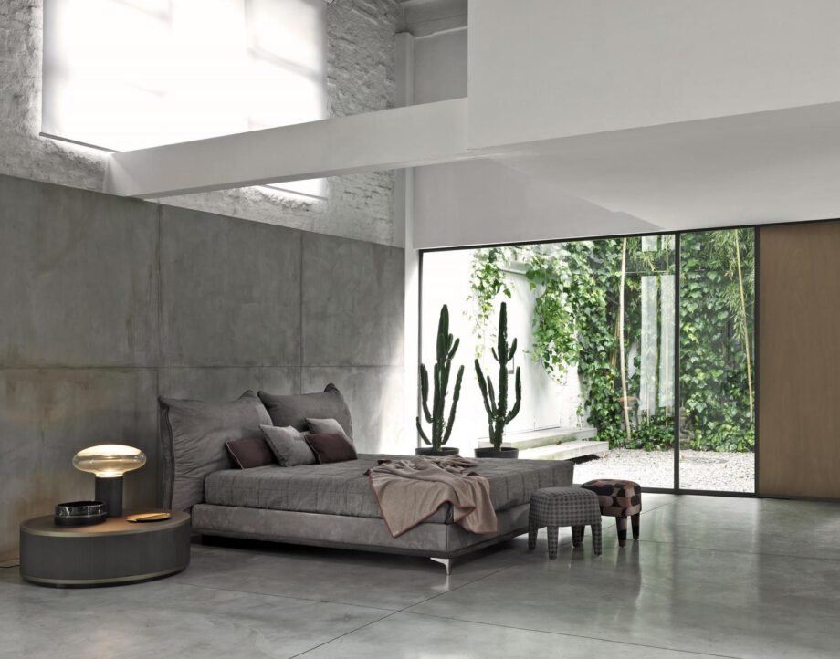 Clapton кровать Gianfranco Ferre Home