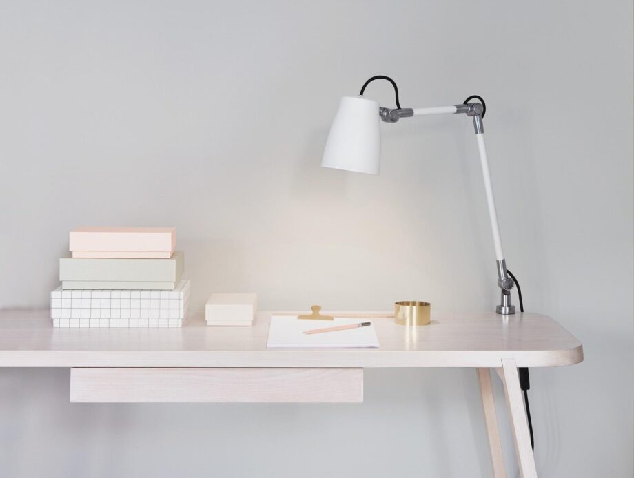 Atelier Clamp настольная лампа Astro Lighting