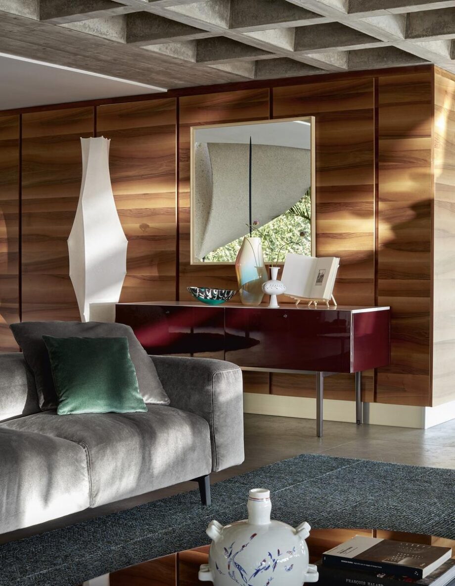 255 Flat комод Cassina