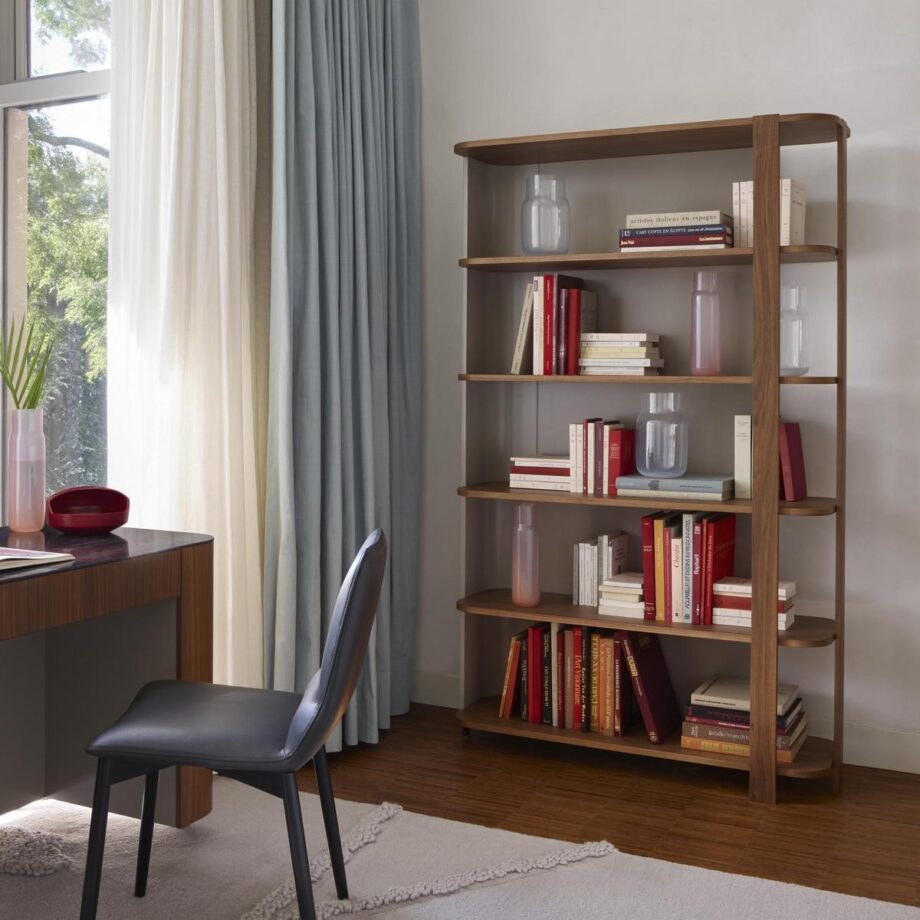 Postmoderne книжный шкаф Ligne Roset