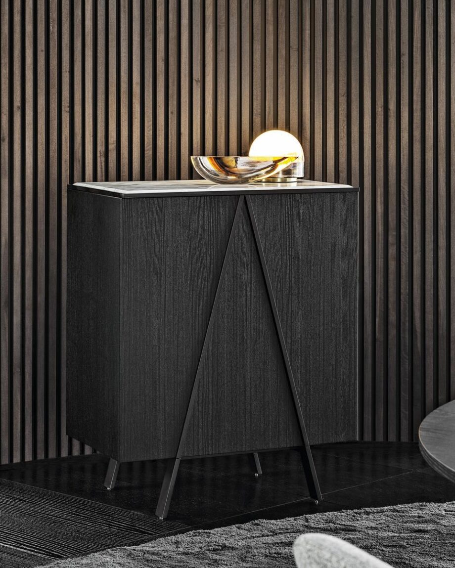 Easel комод Minotti