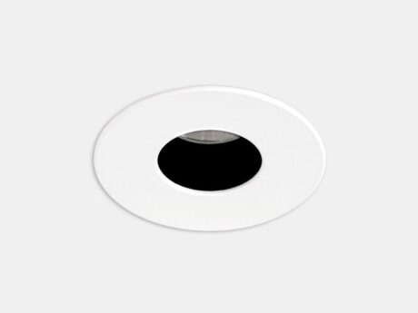 Play Pinhole Ag45