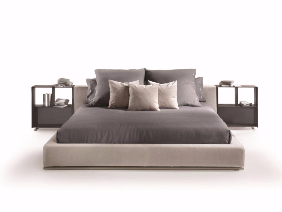 Groundpiece кровать Flexform