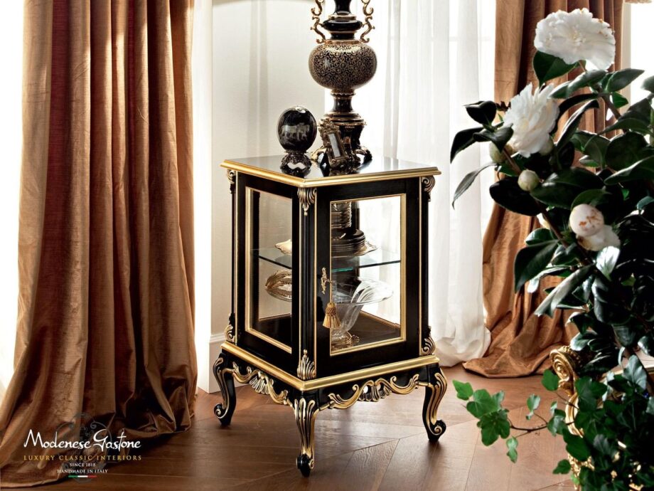 12130 витрина Modenese Gastone