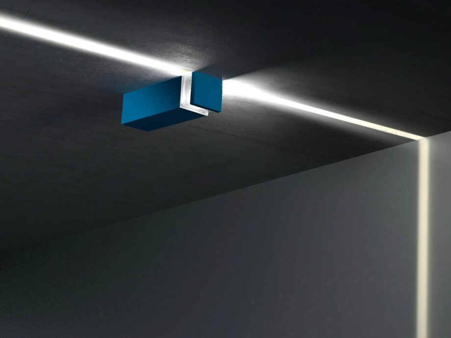 Walking Graphic уличный настенный светильник Artemide