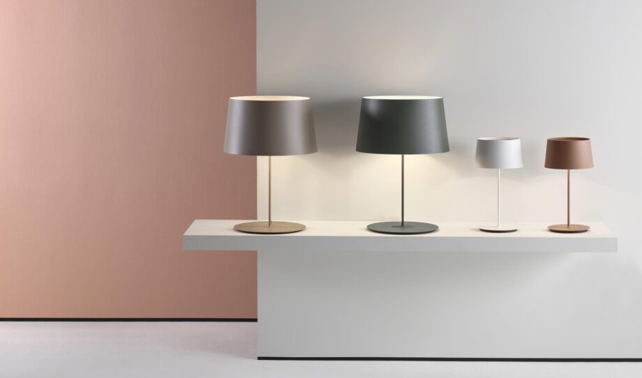 Warm настольная лампа Vibia
