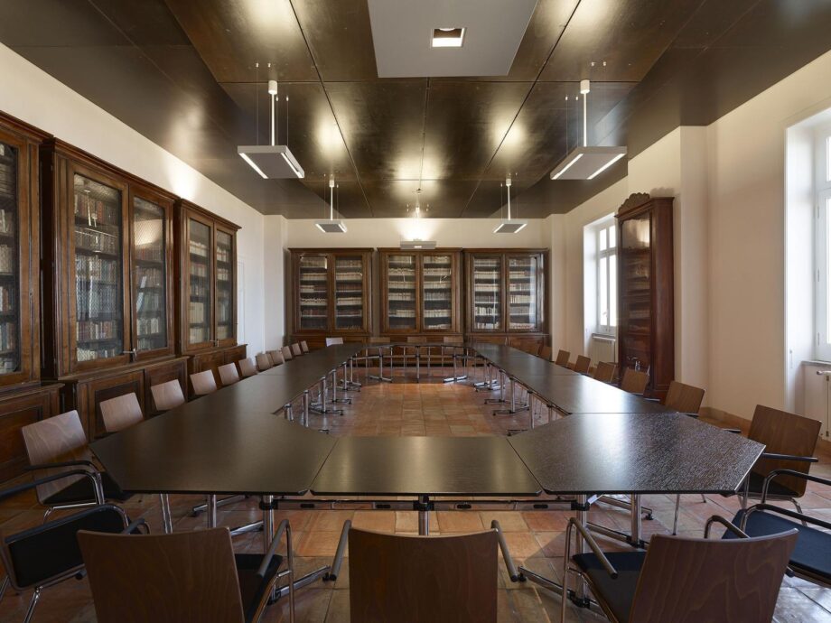 Kitos Conference Table офисный стол Usm