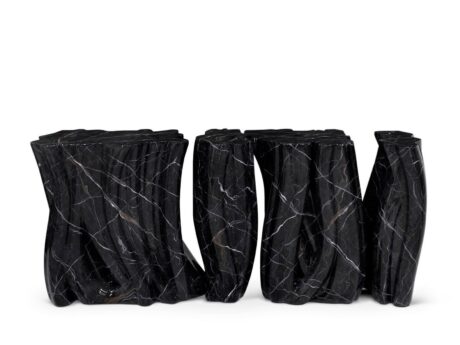 Monochrome Faux-marble