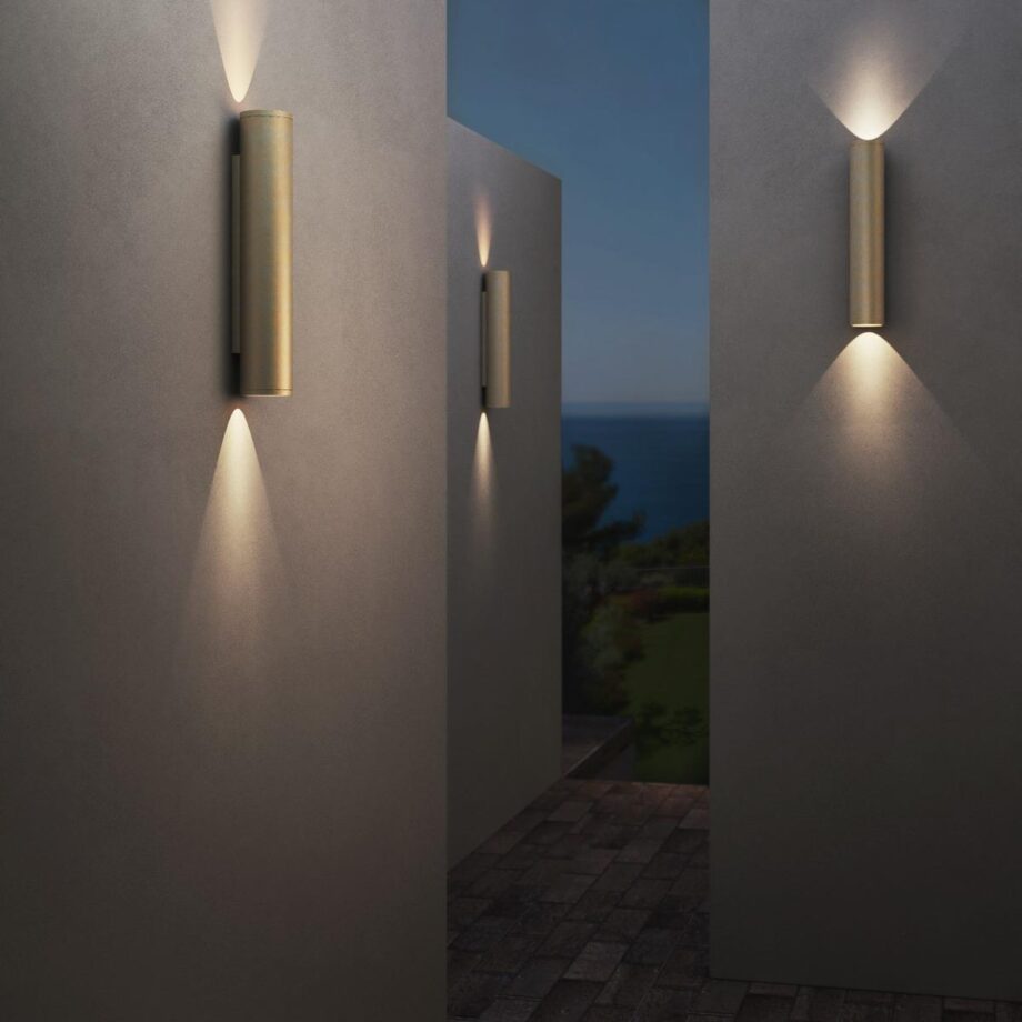 Ava 400 Coastal уличный настенный светильник Astro Lighting