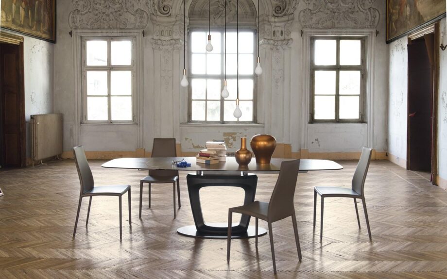 Orbital стол Calligaris