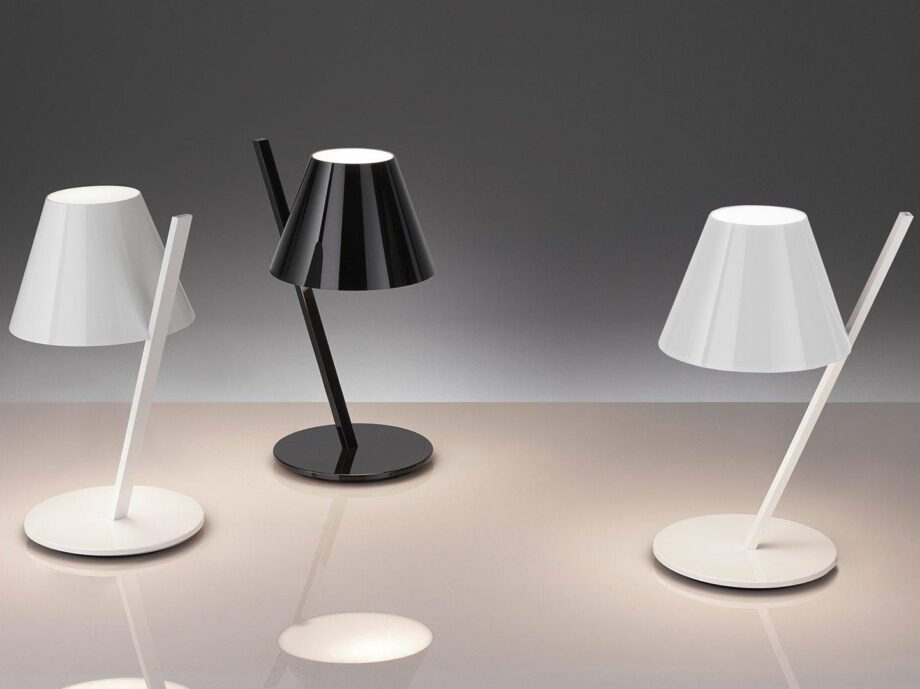 La Petite настольная лампа Artemide