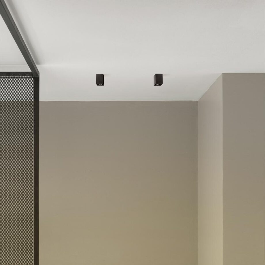 Black Foster Surface 1 спот Arkoslight