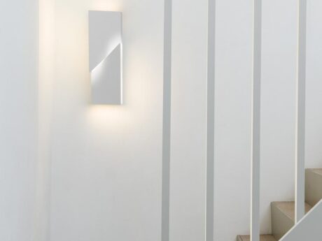 Wall Shadows Petit