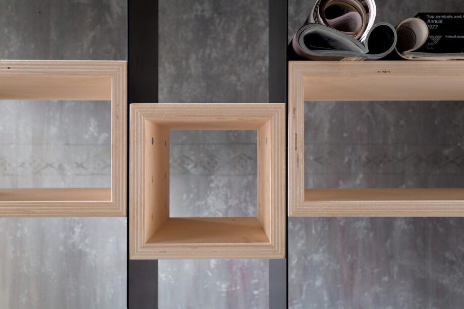 Concrete книжный шкаф Zava