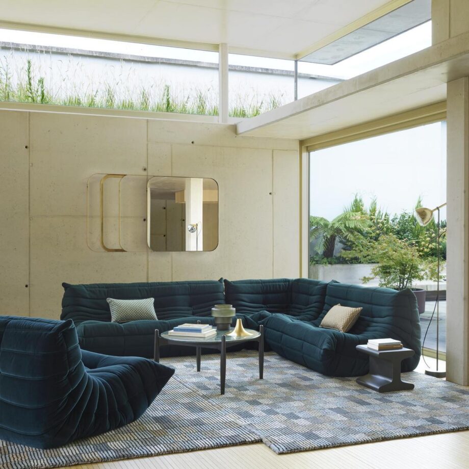 One Shape журнальный стол Ligne Roset