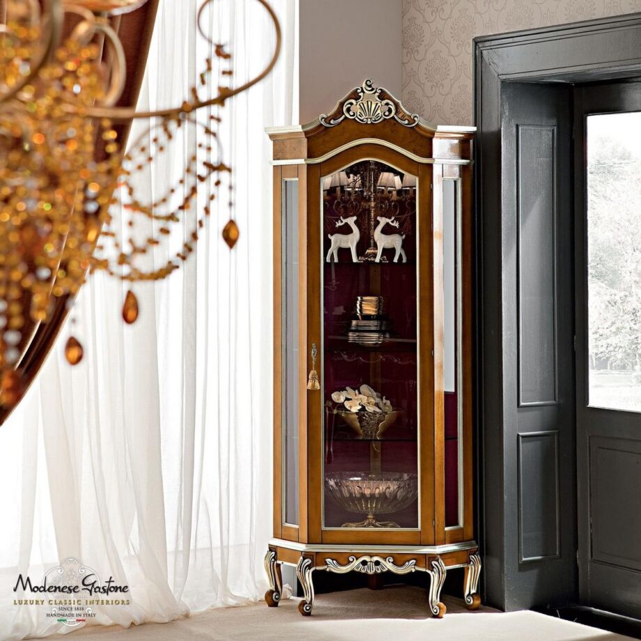 12125 витрина Modenese Gastone
