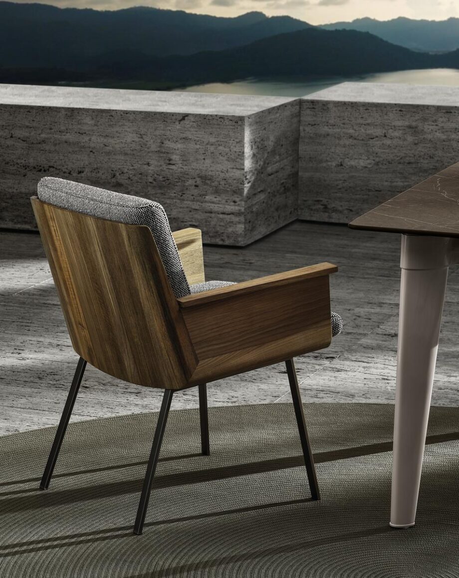 Daiki Outdoor уличный стул Minotti