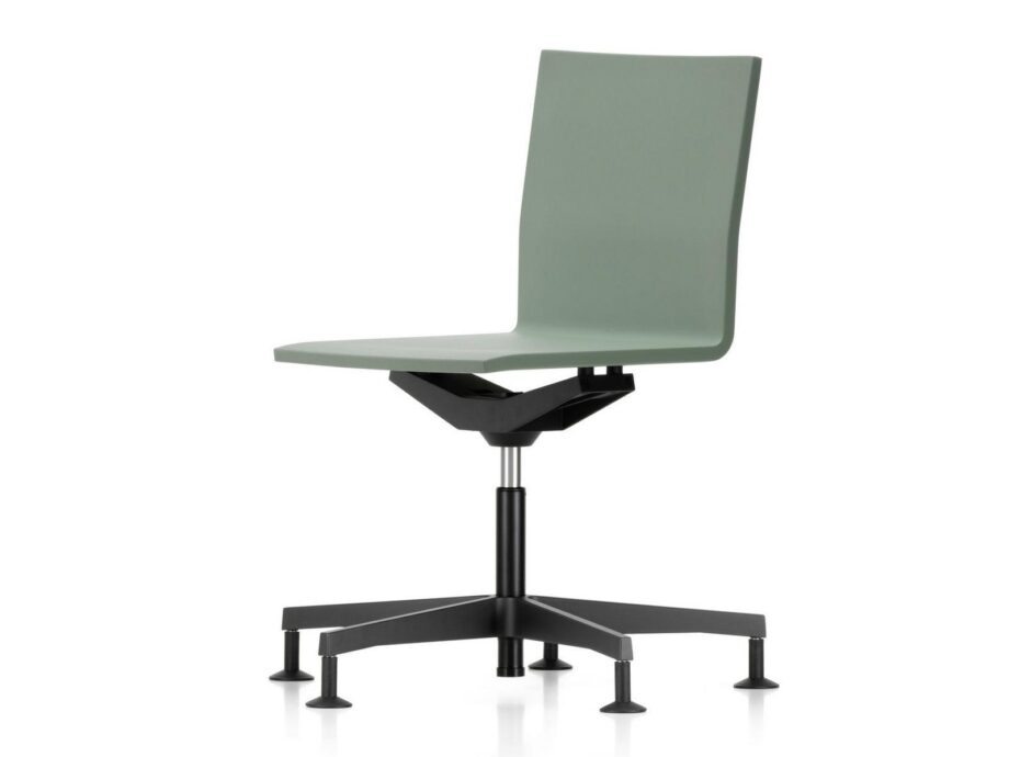 .04 офисное кресло Vitra