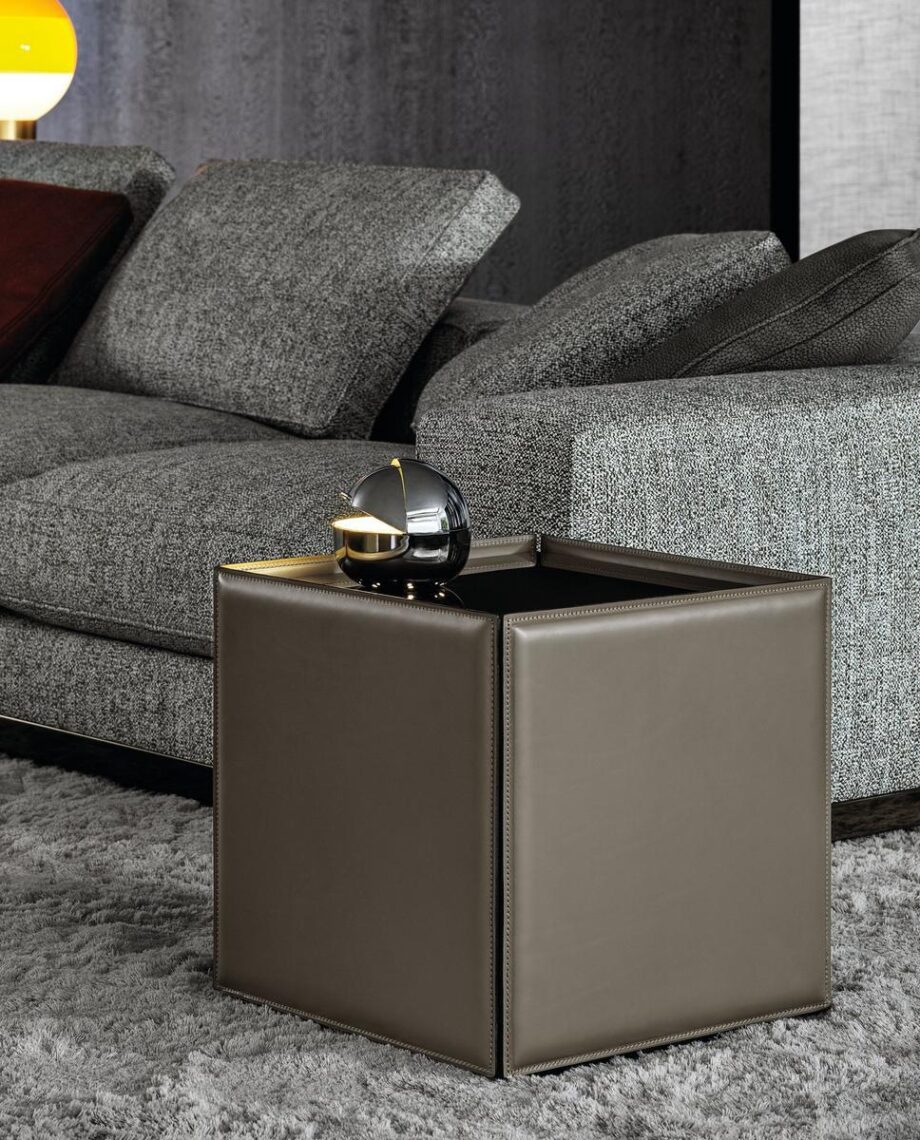 Side журнальный стол Minotti